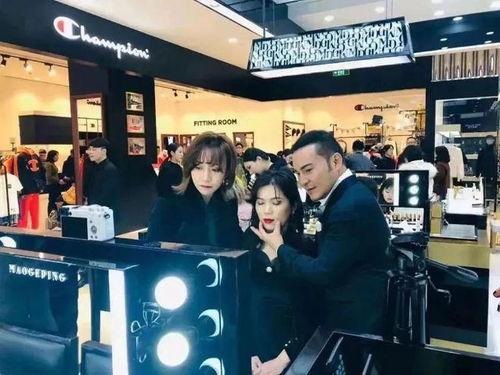 男博主爆料美妆店视频,男博主亲述视频曝光惊人内幕